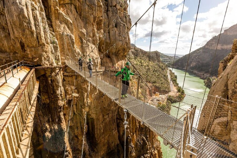 From Costa del Sol & Malaga: Caminito del Rey Guided Tour - Comfort checklist: what to bring, what to expect, and how to pace