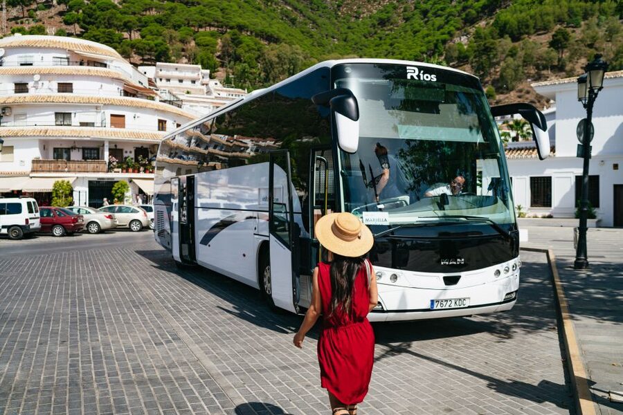 From Costa del Sol: Mijas, Marbella and Puerto Banús Tour - Marbella by bus overview plus old-town walking