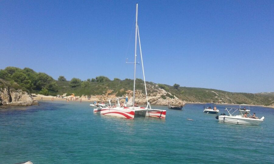 From Fornells: Half-Day Menorca Catamaran Trip w/ Snorkeling - The catamaran ride: small group, fast vessel, smooth motion