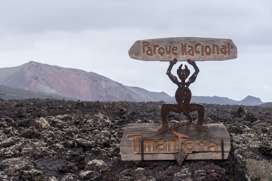 From Fuerteventura: Lanzarote Volcano and Wine Region Tour - Timanfaya National Park, the fire-mountain moments that make the price make sense
