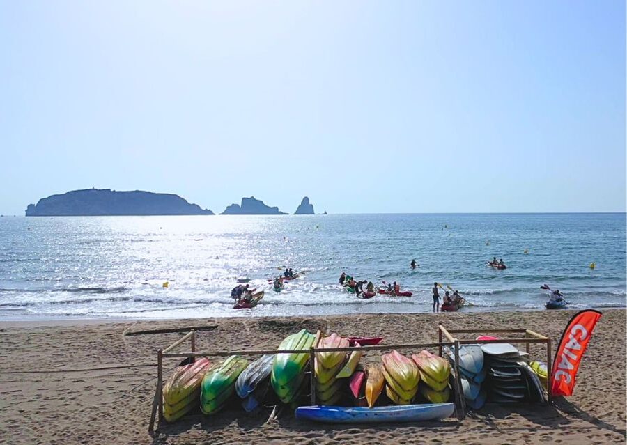 From L'Estartit: Sea Kayaking Tour to the Medes Islands - Entering The Medes Islands From L’Estartit, Without Needing a Boat License