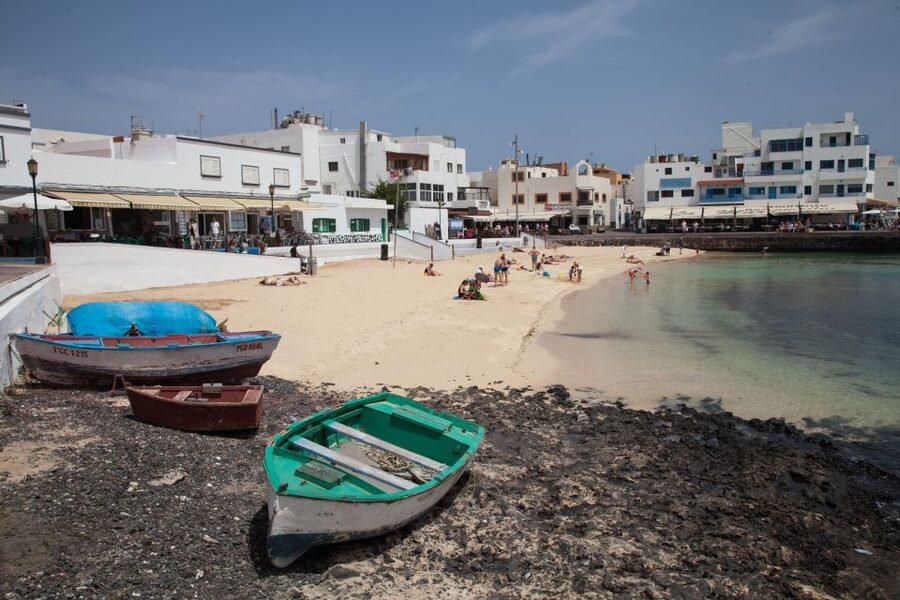 From Lanzarote: Day Trip to Fuerteventura and Corralejo - Best-of Fuerteventura in One Day, Without the Headache