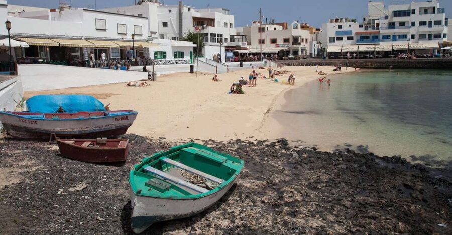 From Lanzarote: Day Trip to Fuerteventura and Corralejo - Getting There Smoothly: Pickup, Lineas Romero Ferry, and Coach Flow
