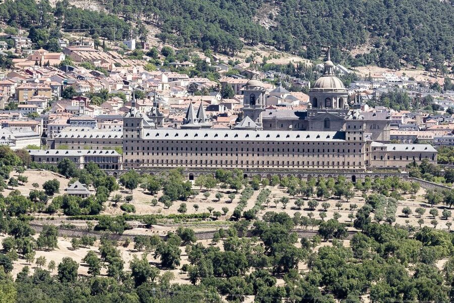 From Madrid: Escorial Monastery & Valley of the Fallen Trip - Timing and pacing: what 5 to 5.5 hours gets you