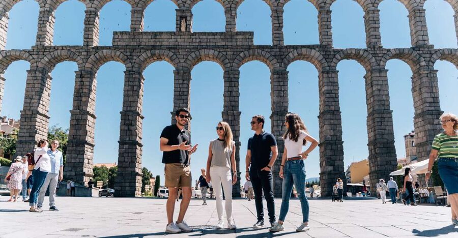 From Madrid: Segovia, Ávila, and Toledo Guided Tour - Ávila’s medieval walls: getting the scale right in about an hour
