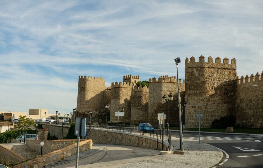 From Madrid: Segovia & Avila Day Trip with Optional Tickets - Who should book this day trip, and who should skip it