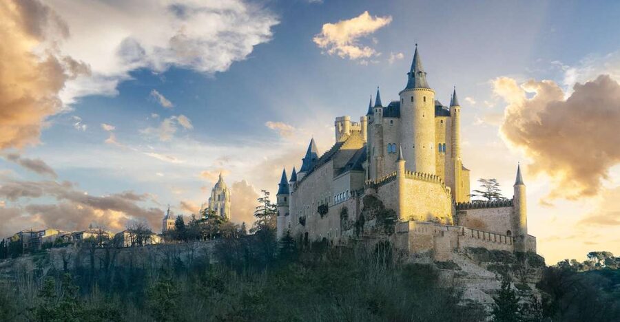 From Madrid: Segovia & Avila Day Trip with Optional Tickets - Why Segovia and Ávila work so well as a single Madrid day