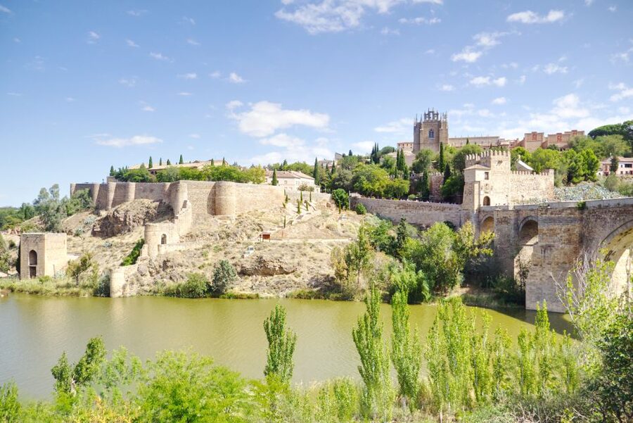 From Madrid: Toledo and Segovia Guided Day Trip - Toledo old town walking tour: seeing how the city layers eras