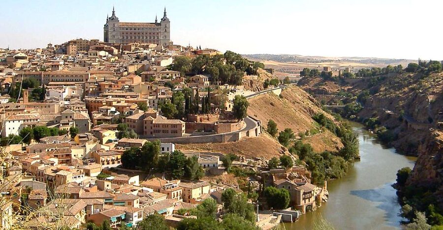 From Madrid: Toledo Full-Day Trip with Optional Cathedral - The 1-hour guided historic center walk, what you get