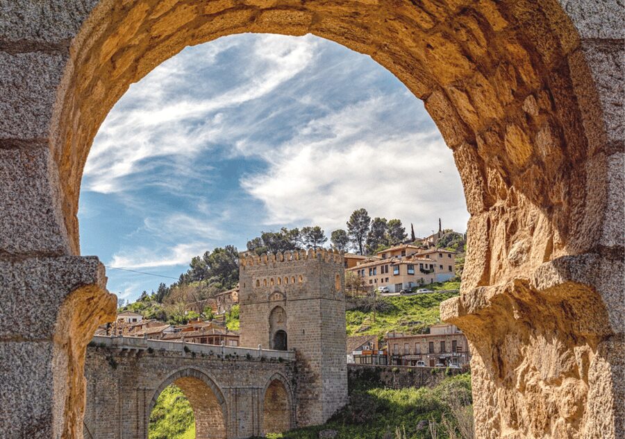 From Madrid: Toledo Tour with Wine Tasting and 3 Monuments - Price and what you are actually buying