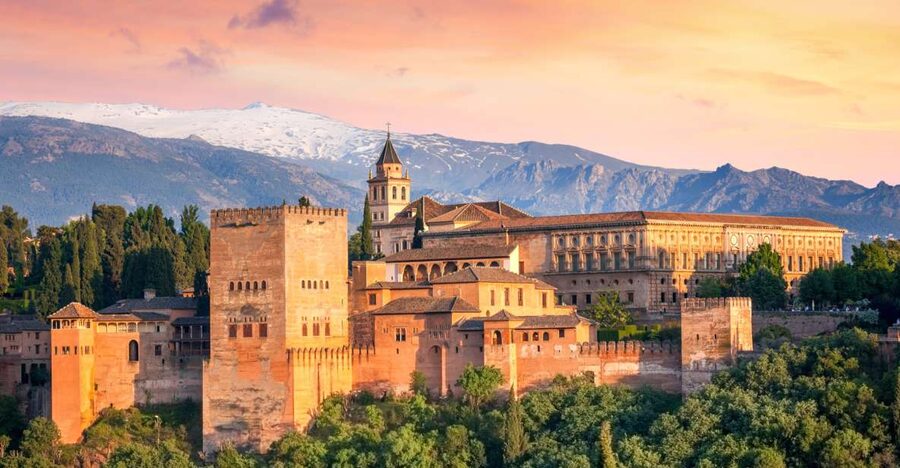 From Malaga: Alhambra Guided Tour with Entry Tickets - The Alhambra guided walk, what 3 hours really covers