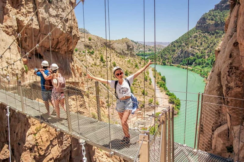 From Málaga: Caminito del Rey Day Trip & Guided Tour - The 3 to 3.5 hour cliff walk, how it feels in motion