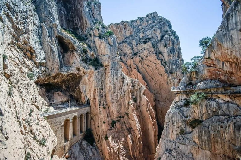 From Málaga: Caminito del Rey Day Trip & Guided Tour - Getting there from Málaga, with an Ardales break that actually helps