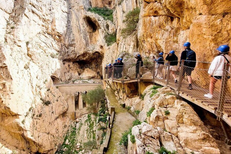 From Málaga: Caminito del Rey Guided Day Trip - Should you book this $70 guided day trip from Málaga?