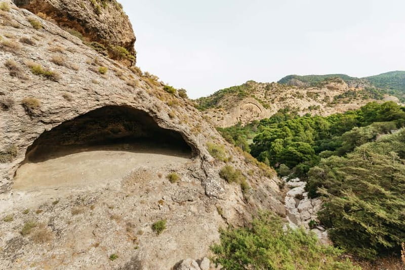 From Málaga & Costa del Sol: Caminito del Rey Guided Tour - Walking the Caminito del Rey: what the 3-hour hike feels like