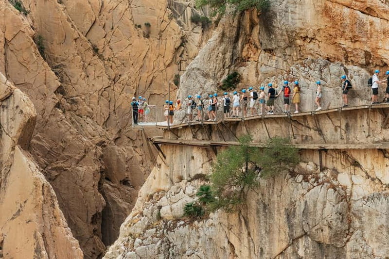 From Málaga & Costa del Sol: Caminito del Rey Guided Tour - Getting to El Chorro from Málaga and Costa del Sol, the stress-free way