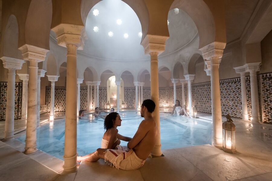 From Malaga: Hammam Bath, Kessa and Relaxing Massage Tour - Facilities and amenities: lockers, towel, toiletries, and hair tools