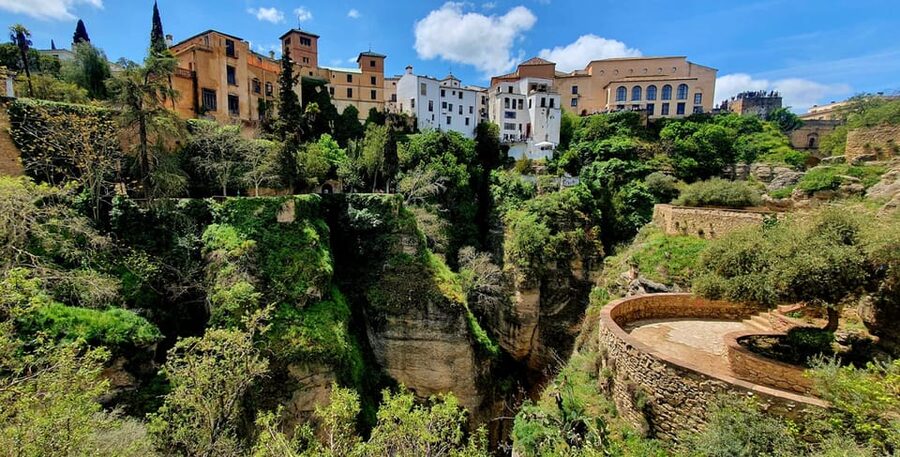 From Malaga: Ronda and Setenil Tour with Scenic Train - The coach ride: using the time instead of losing it
