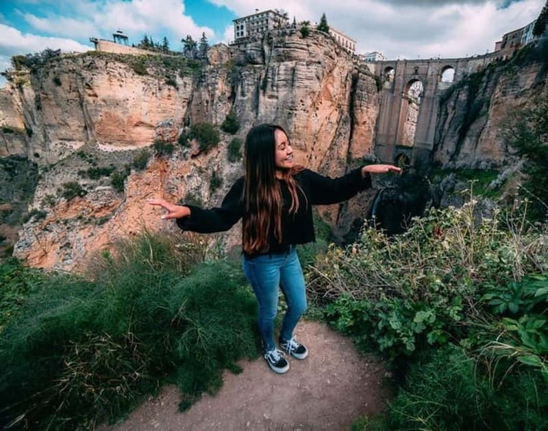 From Malaga: Ronda & Setenil de las Bodegas Guided Day Trip - Price and value: what $30 buys you in real terms