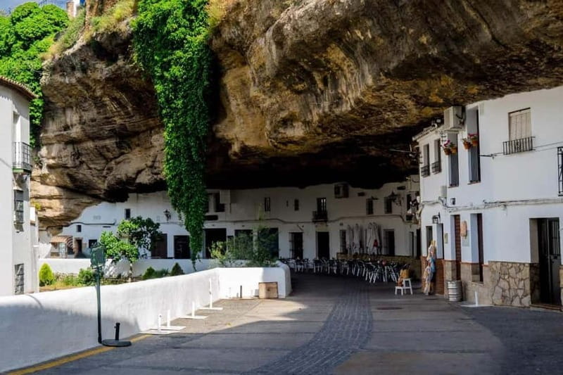 From Malaga: Ronda & Setenil de las Bodegas Guided Day Trip - Setenil de las Bodegas: the village built under rock
