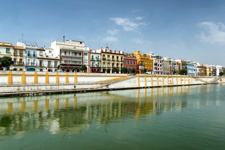 From Malaga: Seville Day Trip and Optional Monument Tickets - Puerta de Jerez: where the day becomes yours