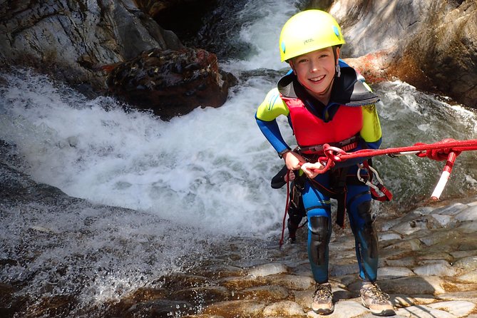 From Marbella: Canyoning Tour in Guadalmina Canyon - Key things that make this Guadalmina canyoning tour work