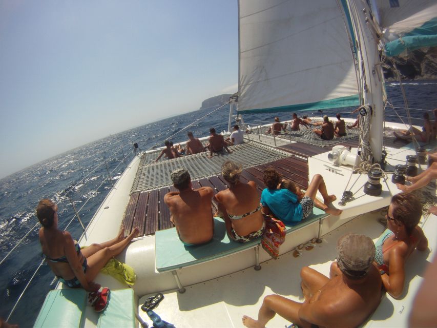 From Palma de Mallorca: Boat Cruise to Illetes - Arriving at Illetes: Where You Drop Anchor to Swim and Float