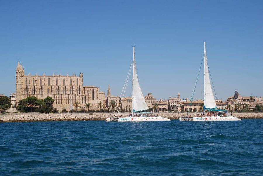 From Palma de Mallorca: Boat Cruise to Illetes - Snorkeling Equipment and the €10 Deposit: Simple, Hands-On