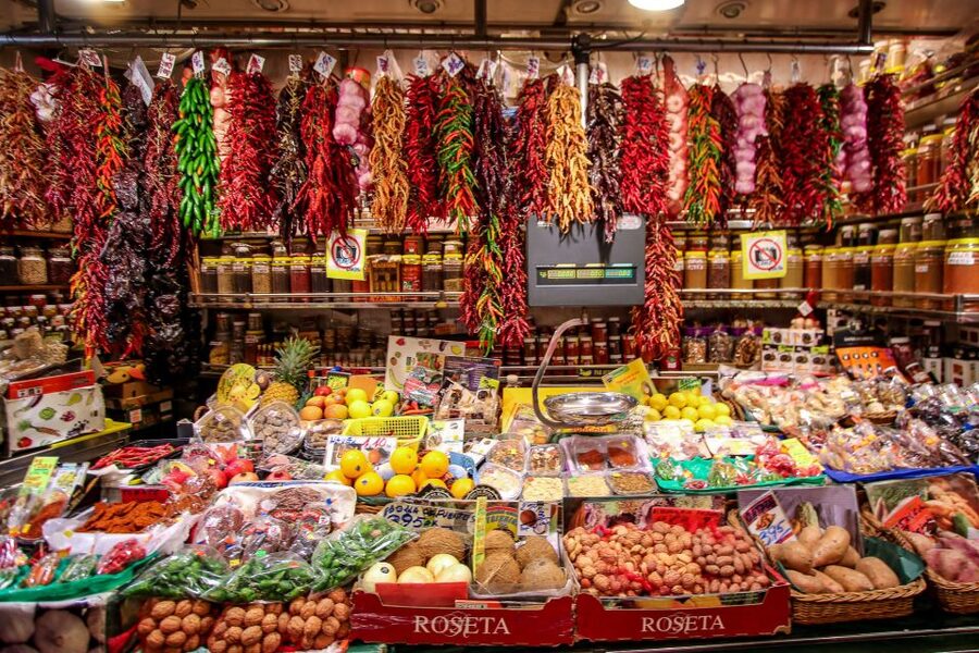 From Salou: Barcelona City Center Tour - Plaza de Catalunya and La Rambla: Your First Big Barcelona Landmarks