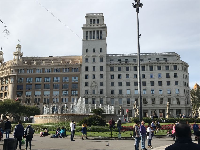 From Salou: Full Day Barcelona Panoramic Tour with Free Time - How Good Is the Tour Guide, Based on Real Names You Might Hear