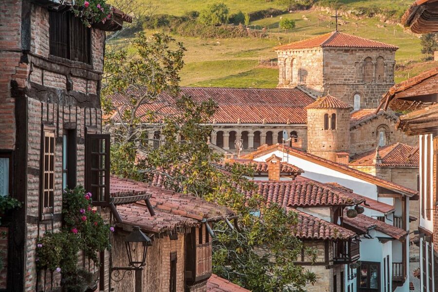 From Santander: Santillana del Mar & Altamira Museum Tour - Comillas Free Time: A Little Breather After the Cave