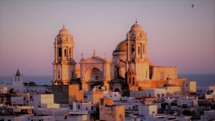 From Seville: Cadiz and Jerez de la Frontera Day Trip - Key things that make this day trip work