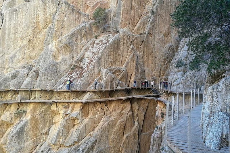 From Seville: Caminito del Rey Hike Day Trip - Lunch Timing and Food Reality: Plan for Food Without Stress