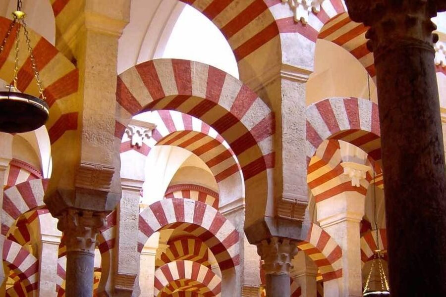 From Seville: Córdoba and Mosque Cathedral Full-Day Tour - The Mosque Guide Moment: Why the 75 Minutes Work