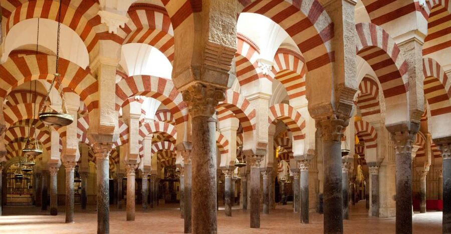From Seville: Cordoba, the Mosque and Carmona Day Trip - Carmona on the ridge: views, photos, and 1 hour to explore