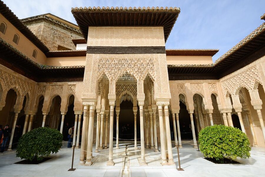 From Seville: Granada & Alhambra Tour with Optional Ticket - Generalife and Nasrid Palaces: what the guide time is really for