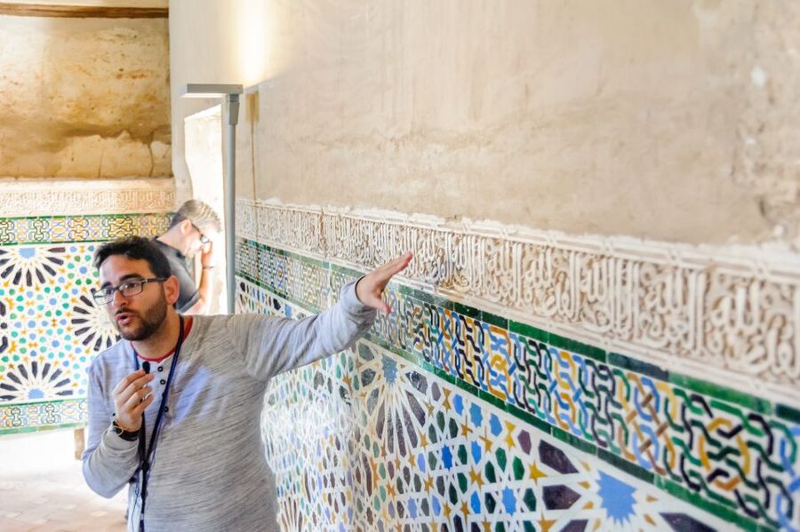 From Seville: Granada Day Trip Alhambra and Albaycin - Free time at the Alhambra: use 30 minutes to do one thing well