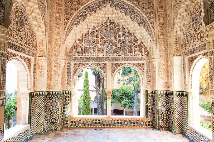 From Seville: Granada Day Trip with Alhambra and Albaicín - Key things to know before you go