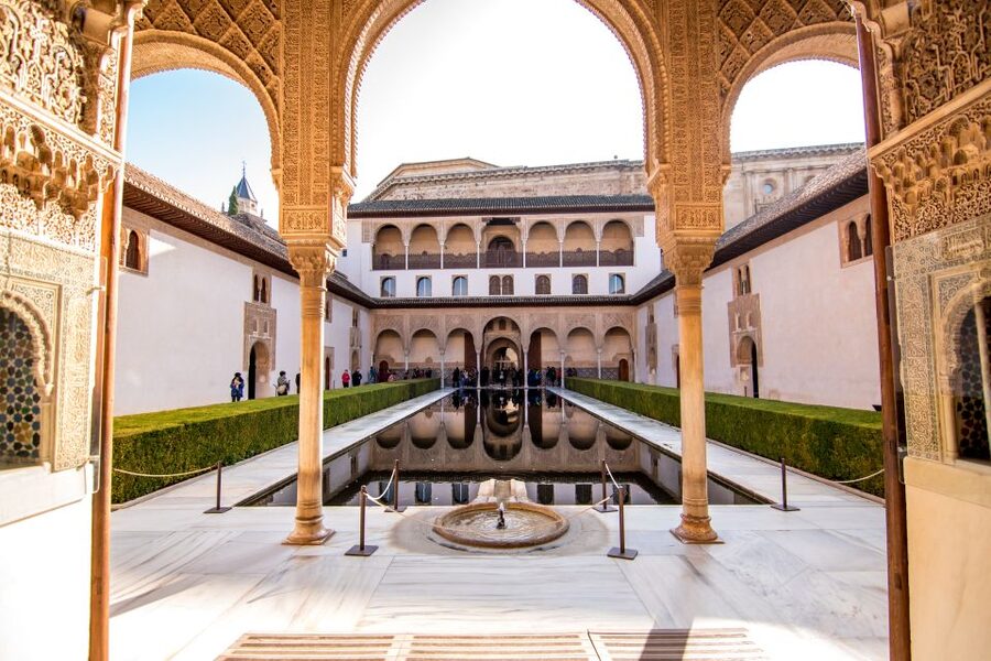From Seville: Granada Day Trip with Alhambra and Albaicín - Why this Seville to Granada day trip works