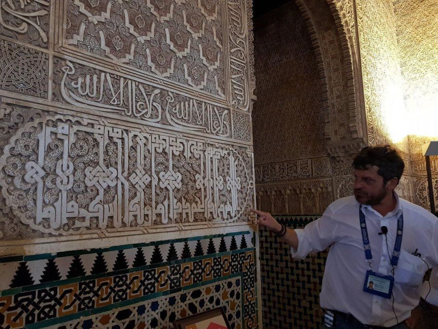 From Seville: Granada Day Trip with Alhambra and Albaicín - Albaicín guided walk: medieval streets and Alhambra views