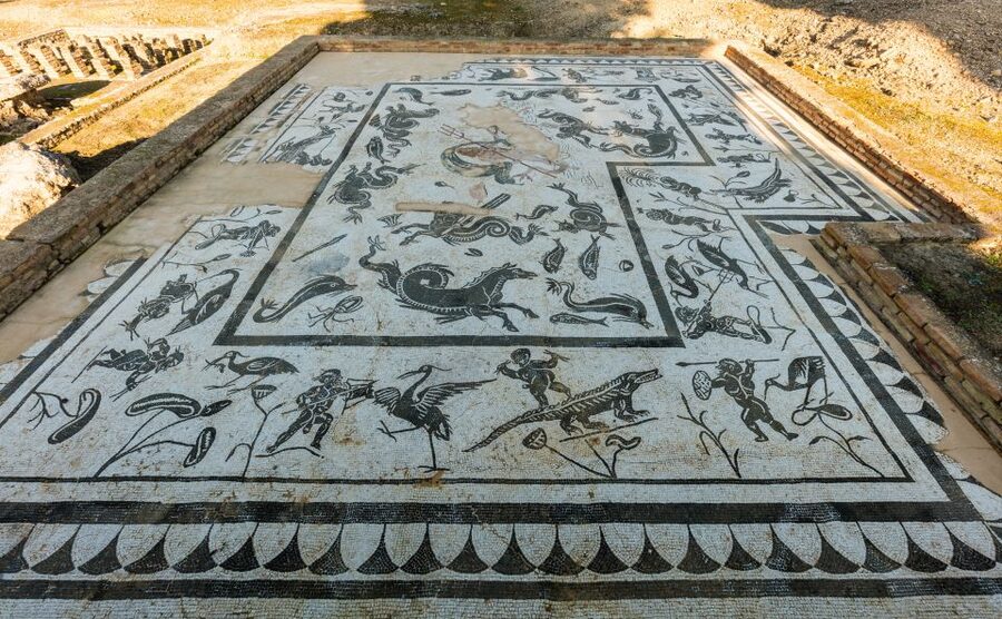 From Seville: Italica Roman City & Medieval Monastery Tour - Getting to Italica from Seville: short ride, real time on site