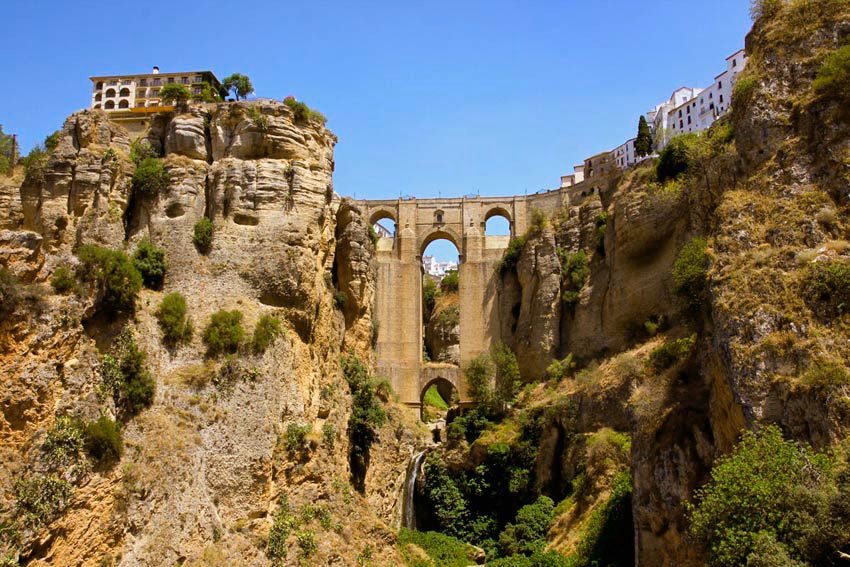 From Seville: White Villages and Ronda Full-Day Trip - Arriving in Ronda: your guided introduction plus smart free time