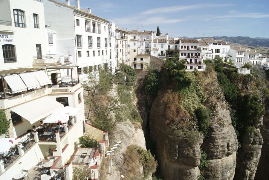 From Seville: White Villages and Ronda Tour - Guides and group size: why it matters more than you think