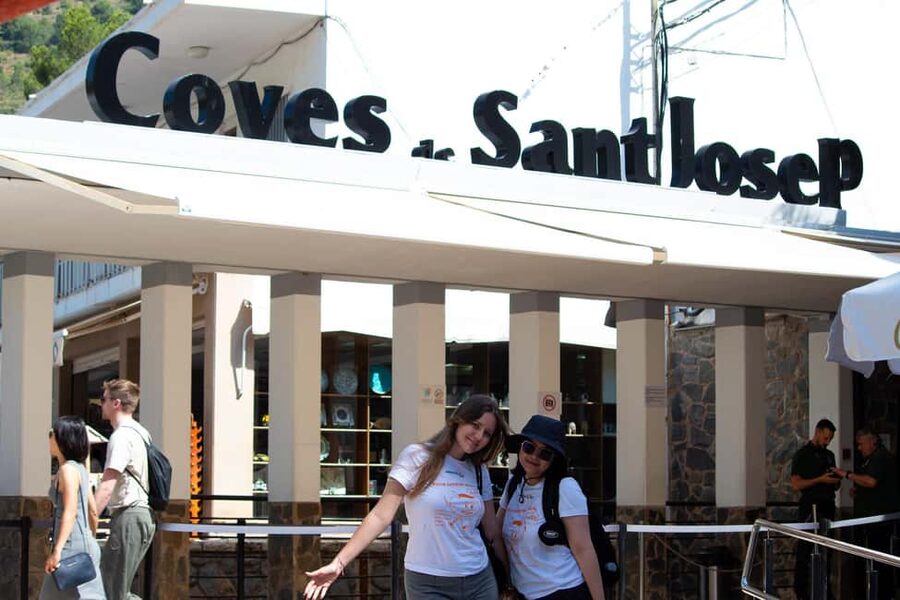 From Valencia: Caves of San José Guided Excursion and Ticket - Timing, group size, and how the tour keeps moving