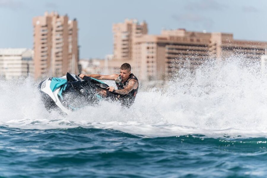 Fuengirola: Best Jet Ski Rental - Getting onto the jet ski: how the first minutes usually feel