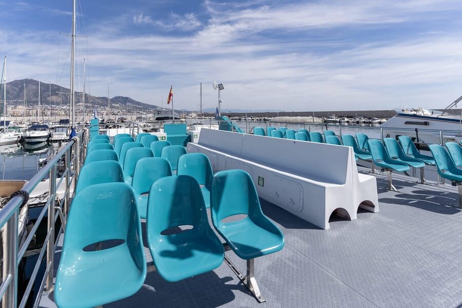 Fuengirola: Catamaran Tour to Spot Dolphins - Sea conditions and motion: how to avoid the common choppy-day problems