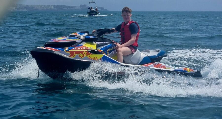 Fuengirola: Jet Ski Rental - First Gear in Fuengirola: What the Ride Feels Like