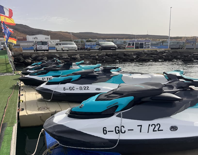 Fuerteventura : 30 minute JetSki Rental without licence - No license, clear age rules (16+ and the parent authorization detail)
