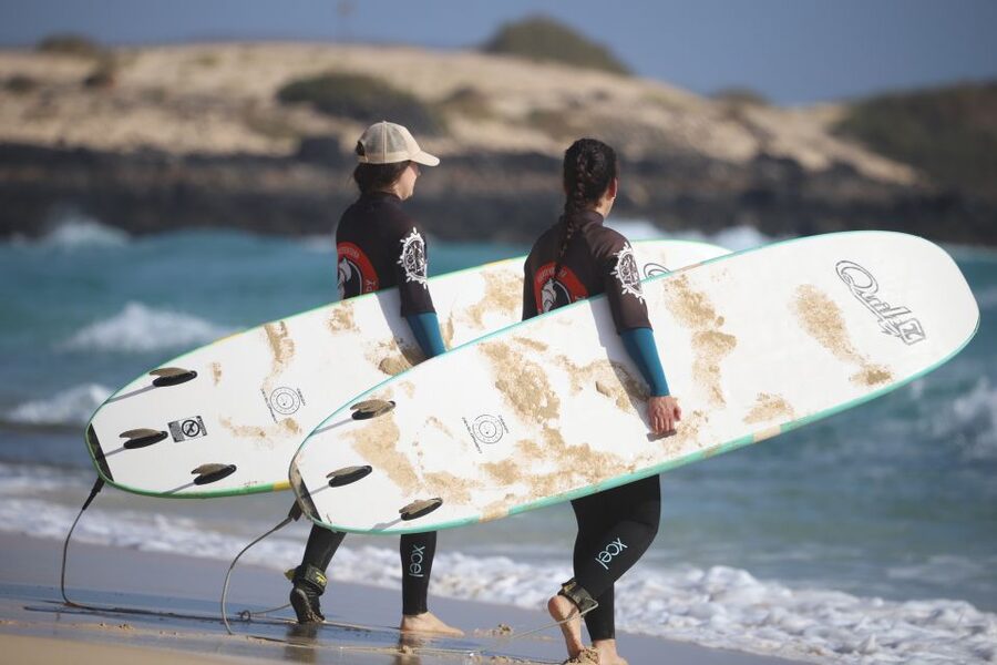 Fuerteventura : Corralejo Surf Lesson - Why Corralejo Surf Lessons Make Sense