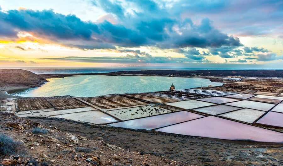 Fuerteventura: Round-Trip or 1-Way Ferry Ticket to Lanzarote - Key Points You’ll Actually Care About